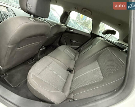 Белый Опель Астра, объемом двигателя 1.7 л и пробегом 300 тыс. км за 6999 $, фото 25 на Automoto.ua