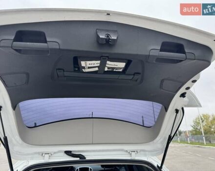 Белый Опель Астра, объемом двигателя 1.7 л и пробегом 235 тыс. км за 7500 $, фото 10 на Automoto.ua