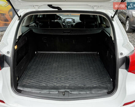 Белый Опель Астра, объемом двигателя 1.7 л и пробегом 300 тыс. км за 6999 $, фото 4 на Automoto.ua