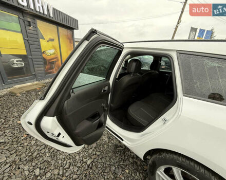 Белый Опель Астра, объемом двигателя 1.7 л и пробегом 300 тыс. км за 6999 $, фото 27 на Automoto.ua