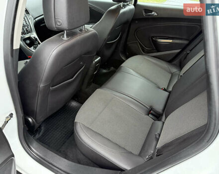 Білий Опель Астра, об'ємом двигуна 1.7 л та пробігом 237 тис. км за 7500 $, фото 7 на Automoto.ua