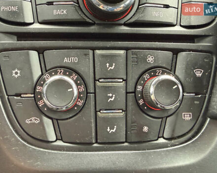 Белый Опель Астра, объемом двигателя 1.7 л и пробегом 300 тыс. км за 6999 $, фото 37 на Automoto.ua