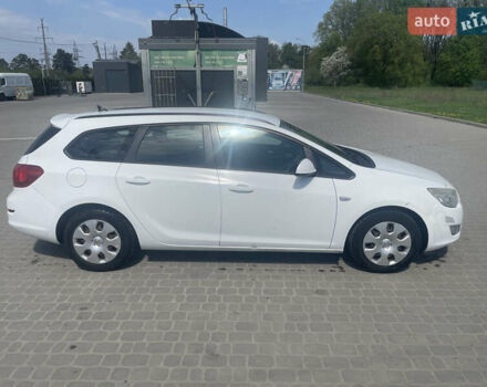 Белый Опель Астра, объемом двигателя 1.25 л и пробегом 366 тыс. км за 4700 $, фото 1 на Automoto.ua