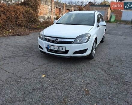 Белый Опель Астра, объемом двигателя 1.6 л и пробегом 167 тыс. км за 6999 $, фото 2 на Automoto.ua