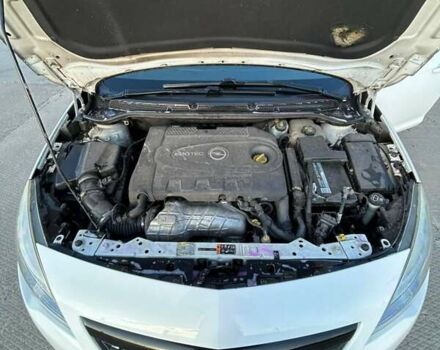 Белый Опель Астра, объемом двигателя 2 л и пробегом 283 тыс. км за 6800 $, фото 9 на Automoto.ua