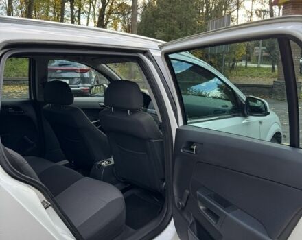 Білий Опель Астра, об'ємом двигуна 1.7 л та пробігом 214 тис. км за 5600 $, фото 18 на Automoto.ua