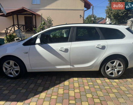 Опель Астра 2011 в Стрые на Automoto.ua Белый Опель Астра, объемом двигателя 1.7 л и пробегом 218 тыс. км за 7200 $, фото 2 на Automoto.ua