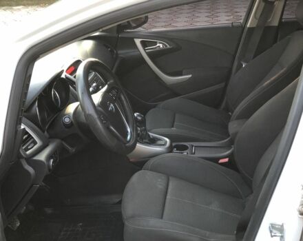 Білий Опель Астра, об'ємом двигуна 1.2 л та пробігом 299 тис. км за 7499 $, фото 4 на Automoto.ua