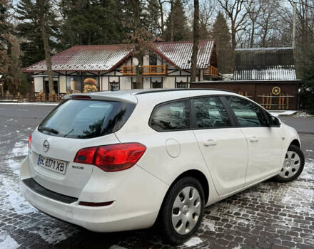 Белый Опель Астра, объемом двигателя 1.3 л и пробегом 372 тыс. км за 5200 $, фото 6 на Automoto.ua