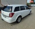 Опель Астра 2011 в Тульчине на Automoto.ua Белый Опель Астра, объемом двигателя 1.69 л и пробегом 281 тыс. км за 5800 $, фото 6 на Automoto.ua