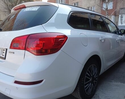 Белый Опель Астра, объемом двигателя 1.7 л и пробегом 286 тыс. км за 6500 $, фото 14 на Automoto.ua