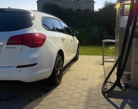 Білий Опель Астра, об'ємом двигуна 1.3 л та пробігом 206 тис. км за 5200 $, фото 3 на Automoto.ua