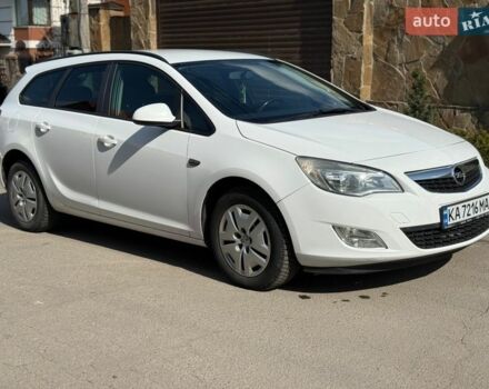 Белый Опель Астра, объемом двигателя 1.7 л и пробегом 322 тыс. км за 5999 $, фото 3 на Automoto.ua