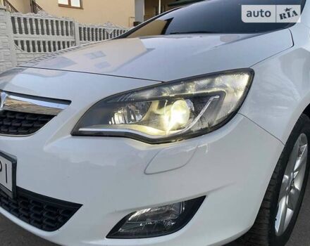 Білий Опель Астра, об'ємом двигуна 1.69 л та пробігом 228 тис. км за 7400 $, фото 4 на Automoto.ua