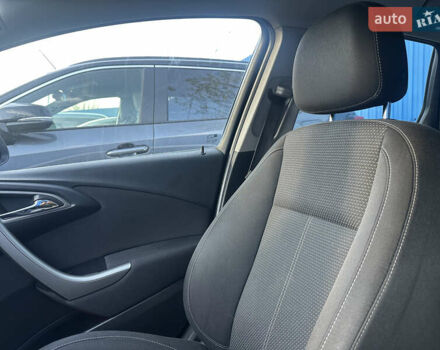 Белый Опель Астра, объемом двигателя 1.69 л и пробегом 315 тыс. км за 5600 $, фото 10 на Automoto.ua