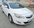 Белый Опель Астра, объемом двигателя 1.69 л и пробегом 380 тыс. км за 5455 $, фото 3 на Automoto.ua