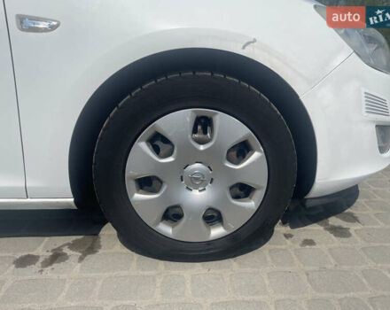 Белый Опель Астра, объемом двигателя 1.25 л и пробегом 366 тыс. км за 4700 $, фото 16 на Automoto.ua