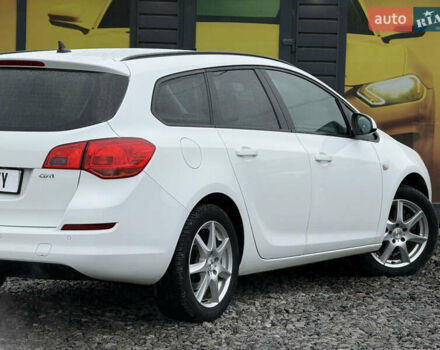 Белый Опель Астра, объемом двигателя 1.7 л и пробегом 300 тыс. км за 6999 $, фото 13 на Automoto.ua