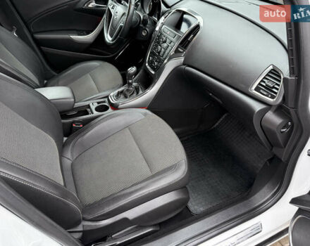 Білий Опель Астра, об'ємом двигуна 1.7 л та пробігом 237 тис. км за 7500 $, фото 11 на Automoto.ua