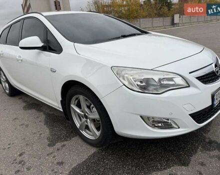 Белый Опель Астра, объемом двигателя 1.7 л и пробегом 235 тыс. км за 7500 $, фото 15 на Automoto.ua