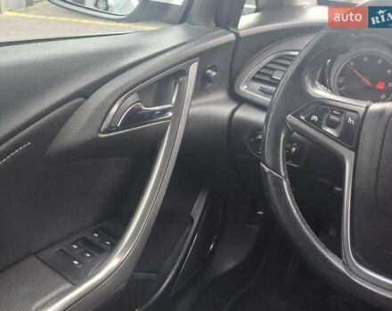 Белый Опель Астра, объемом двигателя 1.7 л и пробегом 232 тыс. км за 8500 $, фото 52 на Automoto.ua