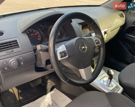 Білий Опель Астра, об'ємом двигуна 1.6 л та пробігом 201 тис. км за 6300 $, фото 14 на Automoto.ua