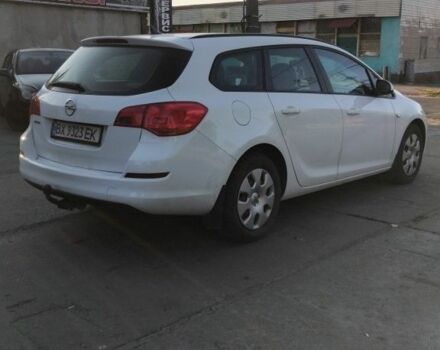 Опель Астра 2012 в Белгород-Днестровском на Automoto.ua Белый Опель Астра, объемом двигателя 0 л и пробегом 300 тыс. км за 6300 $, фото 2 на Automoto.ua