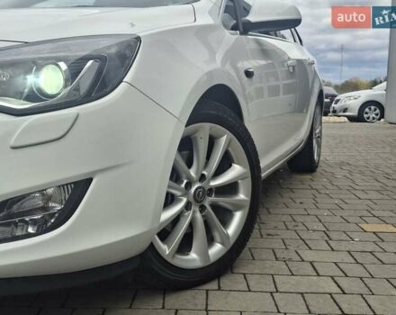 Опель Астра 2012 у Дрогобичі на Automoto.ua Білий Опель Астра, об'ємом двигуна 1.7 л та пробігом 232 тис. км за 8500 $, фото 7 на Automoto.ua