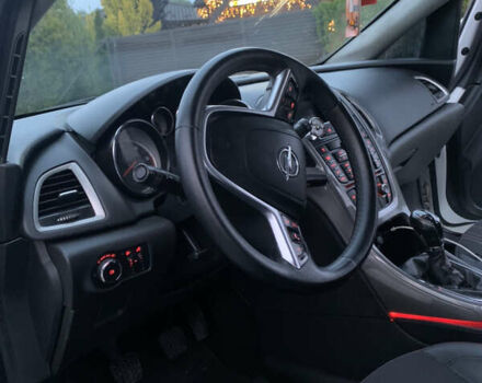 Белый Опель Астра, объемом двигателя 1.69 л и пробегом 263 тыс. км за 5999 $, фото 12 на Automoto.ua