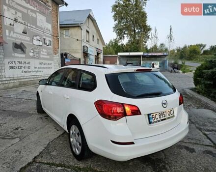 Белый Опель Астра, объемом двигателя 1.7 л и пробегом 252 тыс. км за 6500 $, фото 24 на Automoto.ua