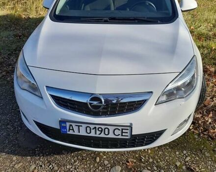 Белый Опель Астра, объемом двигателя 1.69 л и пробегом 217 тыс. км за 6800 $, фото 3 на Automoto.ua
