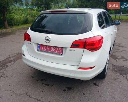 Опель Астра 2012 в Стрые на Automoto.ua Белый Опель Астра, объемом двигателя 1.7 л и пробегом 198 тыс. км за 7350 $, фото 13 на Automoto.ua