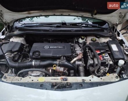 Белый Опель Астра, объемом двигателя 1.7 л и пробегом 261 тыс. км за 8000 $, фото 10 на Automoto.ua