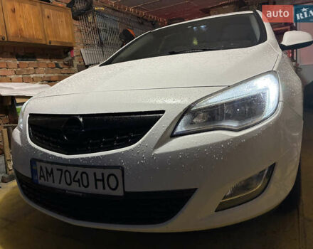 Опель Астра 2012 в Житомире на Automoto.ua Белый Опель Астра, объемом двигателя 1.3 л и пробегом 278 тыс. км за 5900 $, фото 19 на Automoto.ua