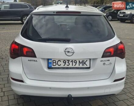 Белый Опель Астра, объемом двигателя 1.7 л и пробегом 232 тыс. км за 8500 $, фото 14 на Automoto.ua