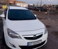 Белый Опель Астра, объемом двигателя 1.69 л и пробегом 263 тыс. км за 8000 $, фото 3 на Automoto.ua