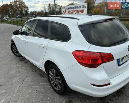Опель Астра 2012 в Житомире на Automoto.ua Белый Опель Астра, объемом двигателя 1.3 л и пробегом 278 тыс. км за 5900 $, фото 6 на Automoto.ua