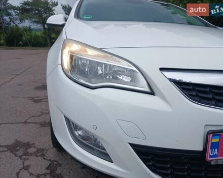 Опель Астра 2012 в Стрые на Automoto.ua Белый Опель Астра, объемом двигателя 1.7 л и пробегом 198 тыс. км за 7350 $, фото 25 на Automoto.ua