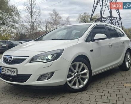 Опель Астра 2012 у Дрогобичі на Automoto.ua Білий Опель Астра, об'ємом двигуна 1.7 л та пробігом 232 тис. км за 8500 $, фото 6 на Automoto.ua