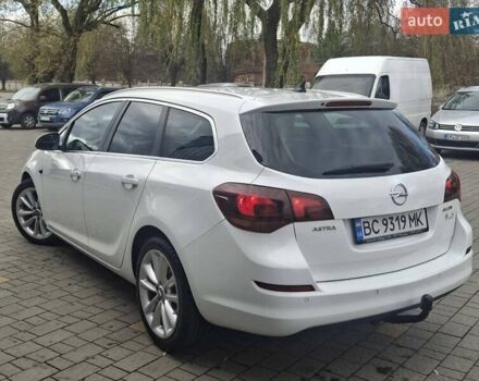 Белый Опель Астра, объемом двигателя 1.7 л и пробегом 232 тыс. км за 8500 $, фото 10 на Automoto.ua