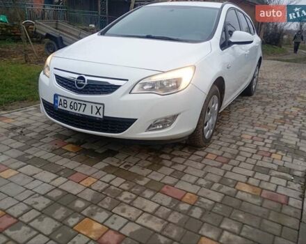 Белый Опель Астра, объемом двигателя 1.3 л и пробегом 268 тыс. км за 5700 $, фото 1 на Automoto.ua