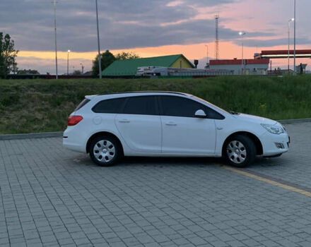 Белый Опель Астра, объемом двигателя 1.69 л и пробегом 263 тыс. км за 5999 $, фото 5 на Automoto.ua
