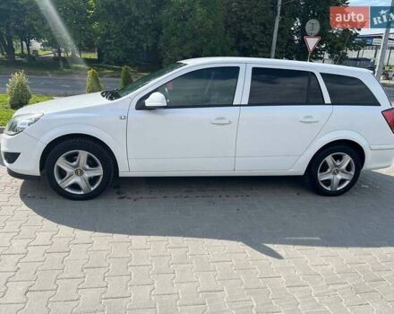 Білий Опель Астра, об'ємом двигуна 1.6 л та пробігом 136 тис. км за 7500 $, фото 1 на Automoto.ua