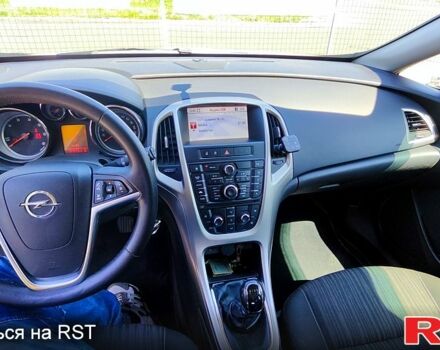 Белый Опель Астра, объемом двигателя 1.3 л и пробегом 173 тыс. км за 6500 $, фото 2 на Automoto.ua