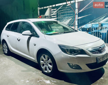 Білий Опель Астра, об'ємом двигуна 2 л та пробігом 250 тис. км за 8000 $, фото 3 на Automoto.ua