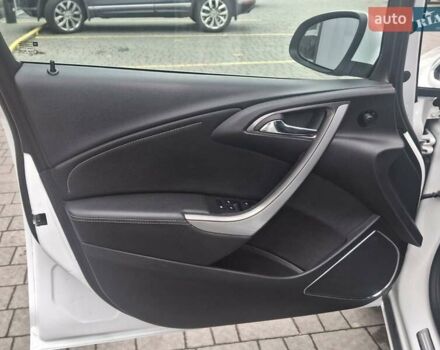 Белый Опель Астра, объемом двигателя 1.7 л и пробегом 232 тыс. км за 8500 $, фото 24 на Automoto.ua