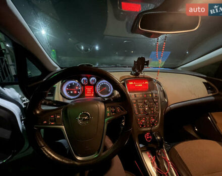 Білий Опель Астра, об'ємом двигуна 2 л та пробігом 250 тис. км за 8000 $, фото 5 на Automoto.ua