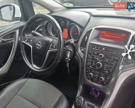 Белый Опель Астра, объемом двигателя 1.7 л и пробегом 232 тыс. км за 8500 $, фото 49 на Automoto.ua