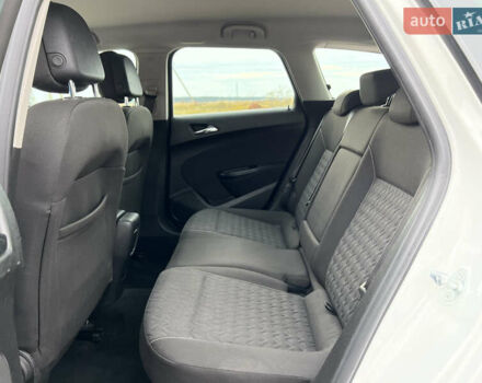 Белый Опель Астра, объемом двигателя 1.4 л и пробегом 170 тыс. км за 7600 $, фото 17 на Automoto.ua