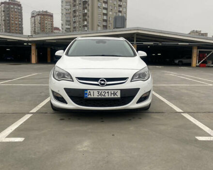 Белый Опель Астра, объемом двигателя 1.7 л и пробегом 203 тыс. км за 7800 $, фото 5 на Automoto.ua